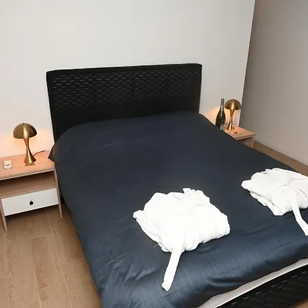 Apartment Daisy 1 *